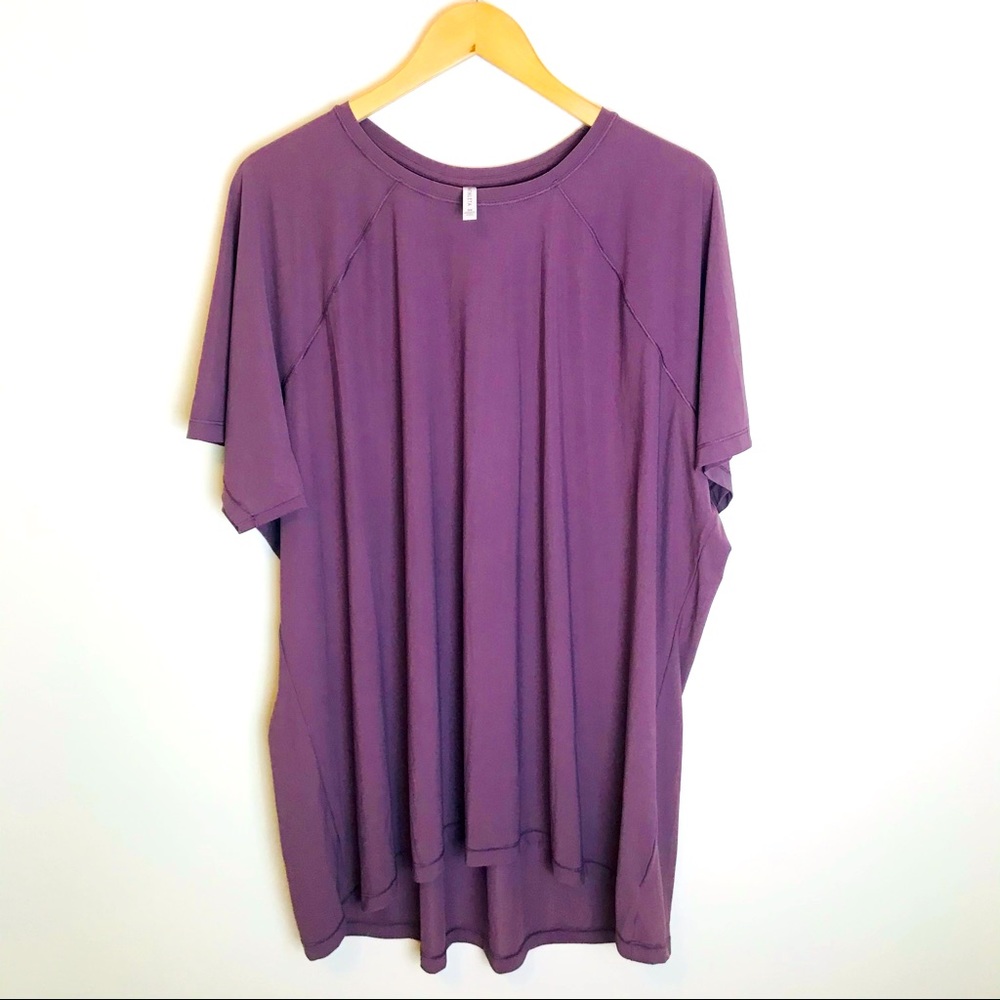 Athleta Cloudlight Stratus Tee